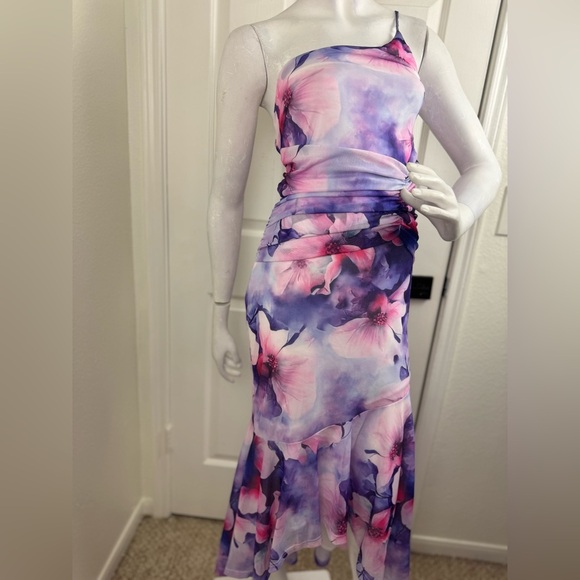 Jardin Vue Floral Strapless Maxi Dress Size Small.   B21 - Picture 7 of 14